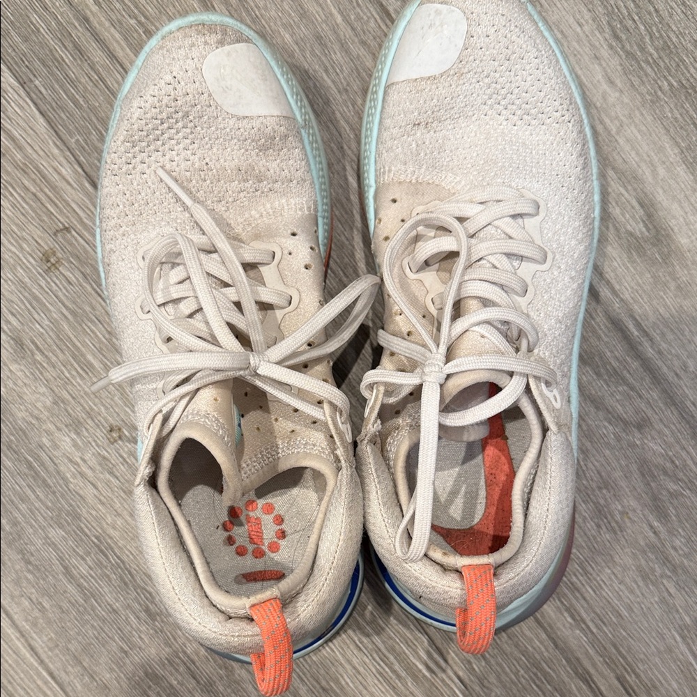 Nike Cream and Blue Women's Sneakers